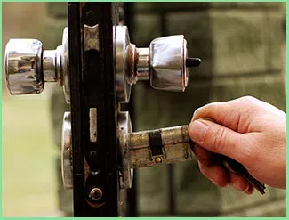 Philadelphia Lock And Safe Philadelphia, PA 215-622-9603 - 6-lock-repair